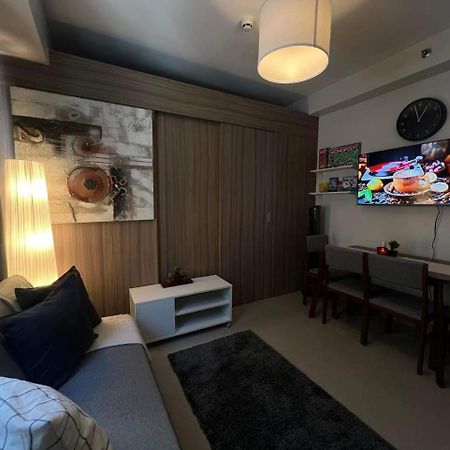 Shore 2 Residences High Speed Internet Walking Distance To Moa And Ikea 马尼拉 外观 照片