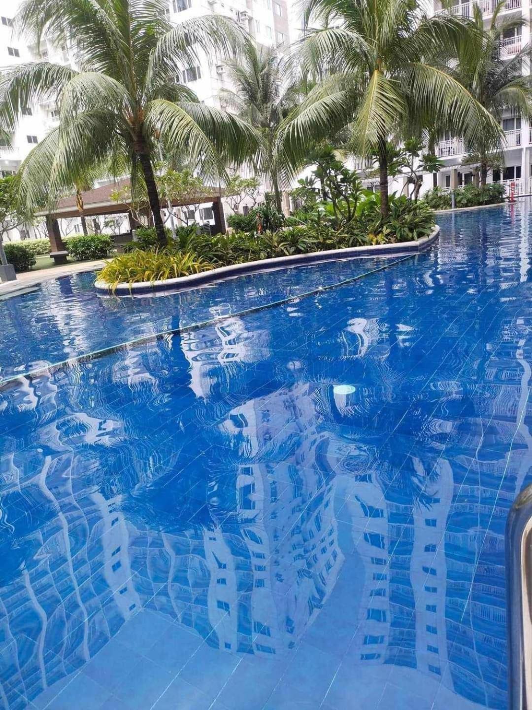 Shore 2 Residences High Speed Internet Walking Distance To Moa And Ikea 马尼拉 外观 照片